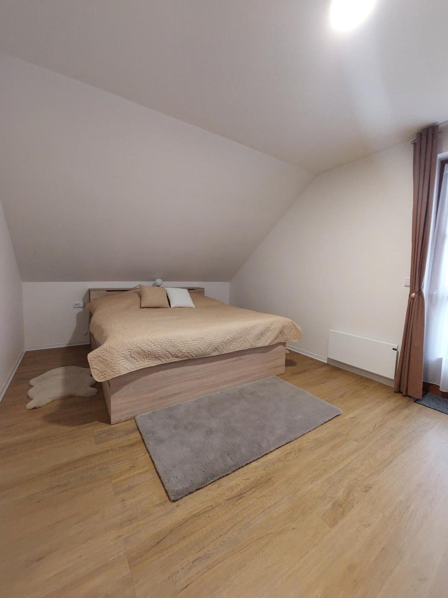 Appartamento Polansky Dvur Velké Karlovice Esterno foto